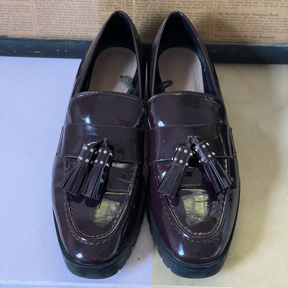 LAST CHANCE Zara Trafaluc size 38 size 7.5 oxblood patent leather loafers - Picture 5 of 12